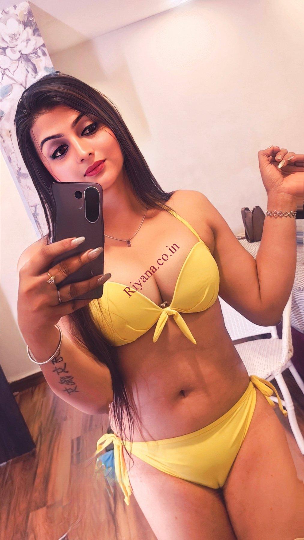 ( (9999429918)) Call Girls In Munirka Delhi NCR