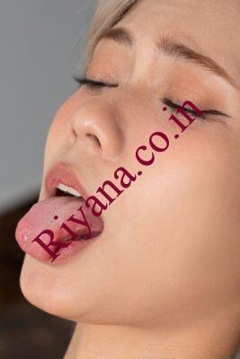 VIP कॉल गर्ल Call Girls in District Center ✔️ 8826243211 Service