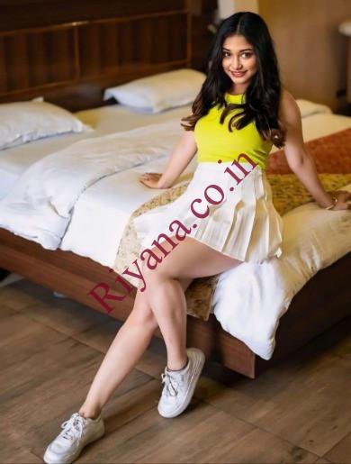 Call Girls In Saket 9643332221 Escort ServiCes Delhi Ncr