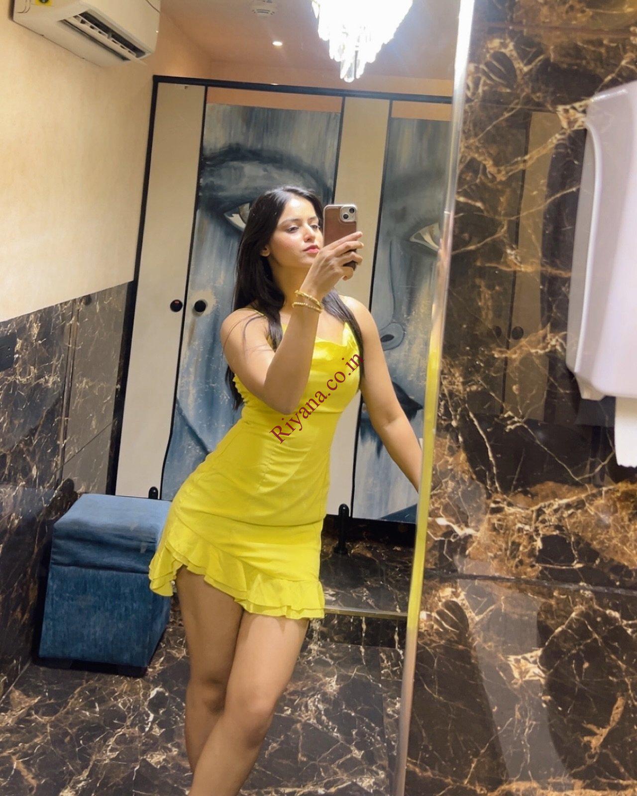 Call Girls In Sarojini Nagar (Delhi ✨9711014705✨ EscorTs) ServiCe