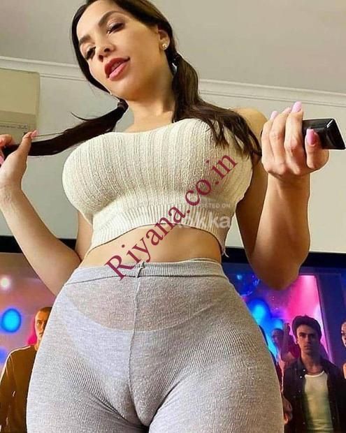 100%Genuine call girls in Defence Colony 9999301769 Delhi Delhi Women seek Men